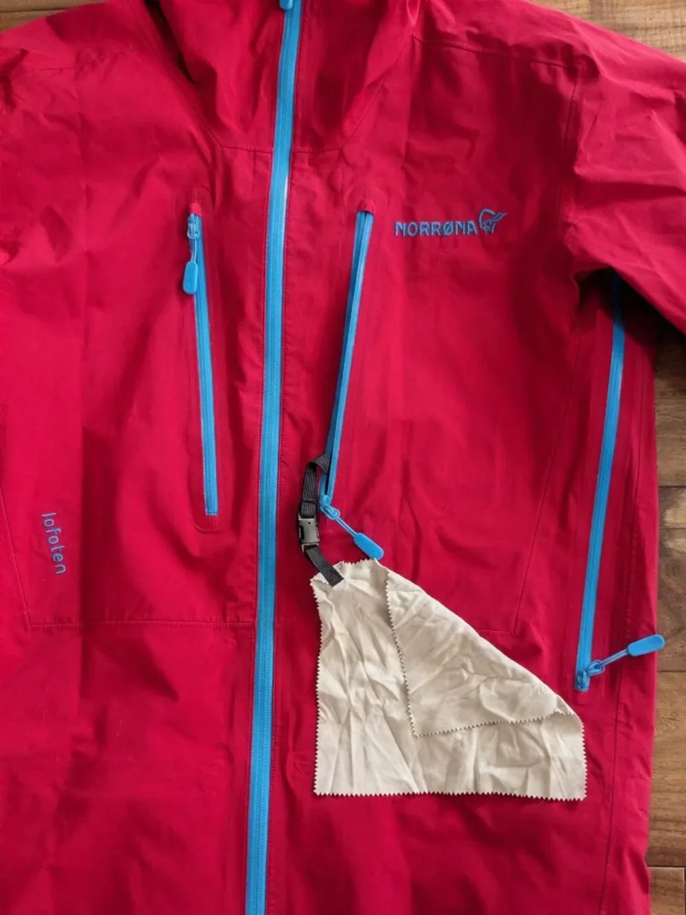 Norrøna Lofoten Gore-Tex® Pro ski shell jacket - Jester red - men's size S